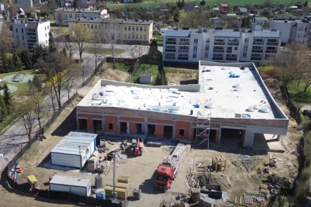 Zaglądamy na plac budowy przedszkola z oddziałami żłobkowymi. ZOBACZ WIDEO!